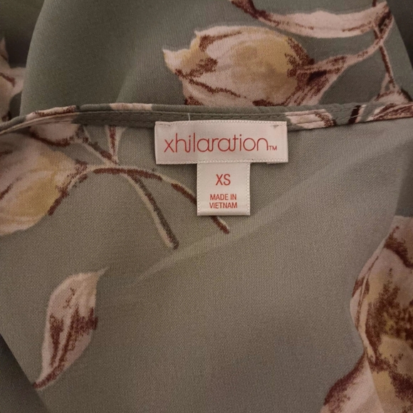 Xhilaration Sage Floral Print Jumpsuit - Picture 16 of 16